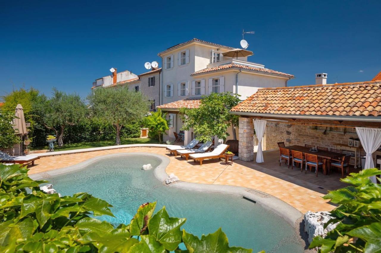 Family Villa Elizabeta With Pool In Umag Cepljani ภายนอก รูปภาพ